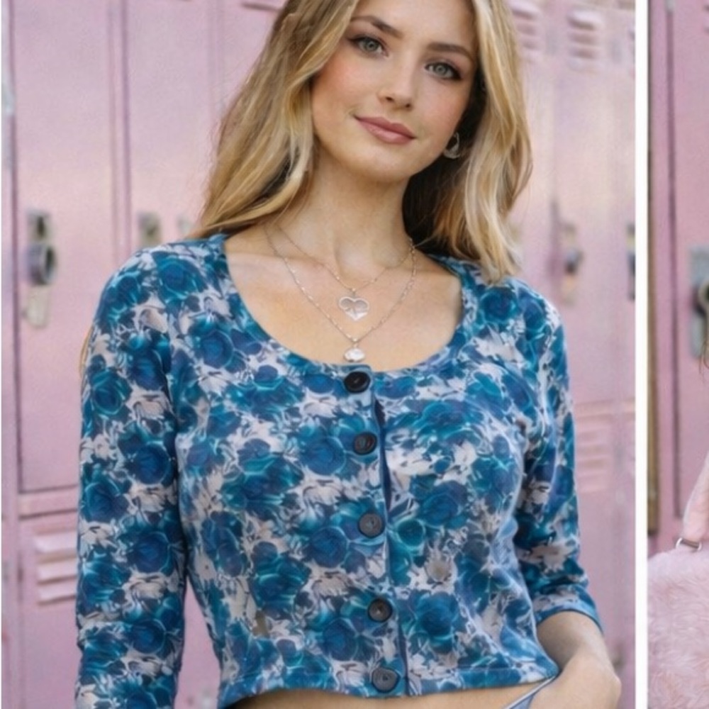 Vintage Y2K forever XXI 21 Floral Blue Button-Up Women's cardigan